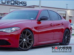 Alfa Romeo Giulia Side Skirts - Carbon Fiber - Lusso Alfa Romeo Giulia Side Skirts - Carbon Fiber - Lusso